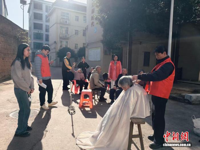 湖南永兴:“五微工作法”托起易地搬迁户的幸福家园