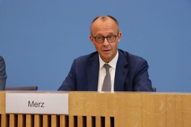 媒体:德国给高市上了一堂课 正视历史永无止境