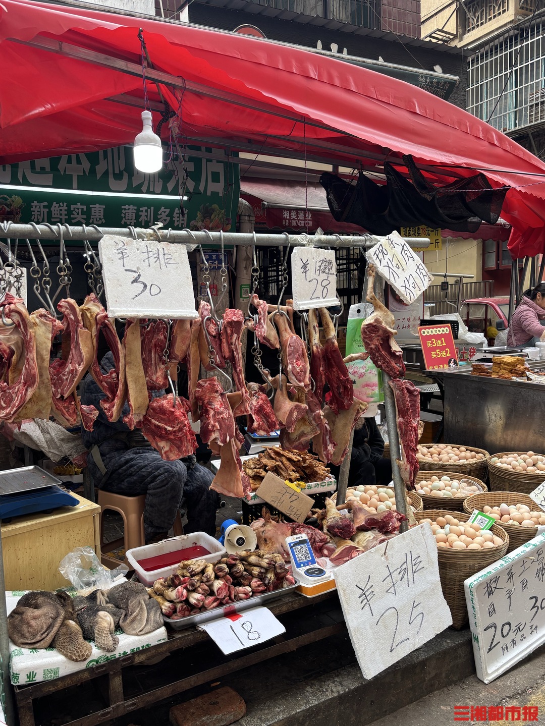 暖冬“羊”气足,羊肉每公斤降至60元,餐饮店应季更新羊肉菜单