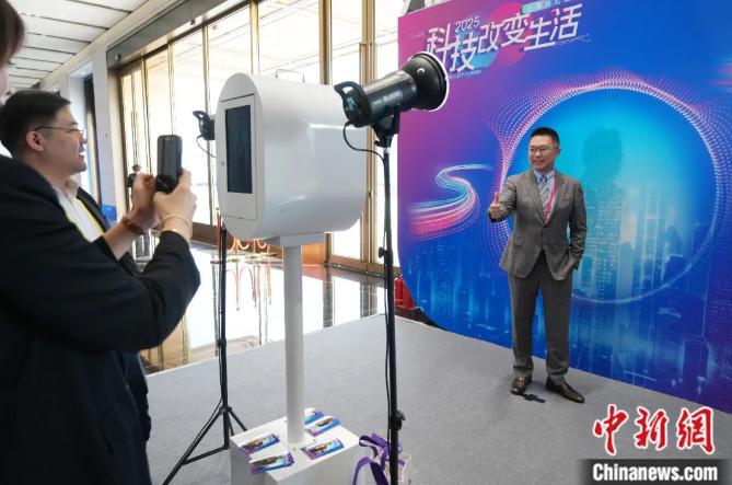 东西问丨倪永杰:“上海台北城市论坛”为何不能停?